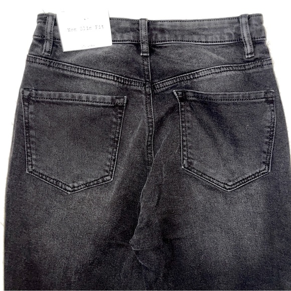 SOLD MERCARI *HP* Stradivarius STR Washed Black Slim Mom Jeans - Picture 8 of 12